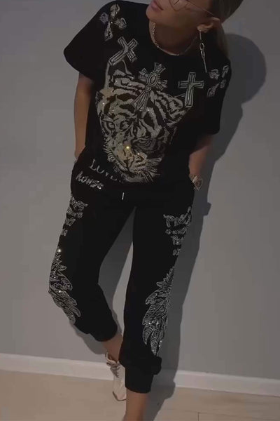 Iveta – Striking Set with Fashionable Print