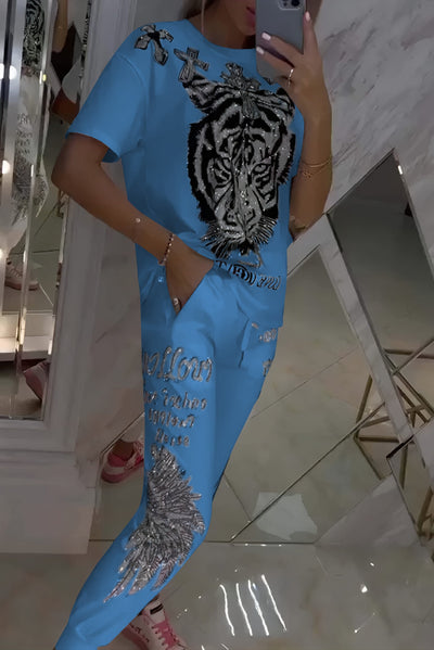 Iveta – Striking Set with Fashionable Print