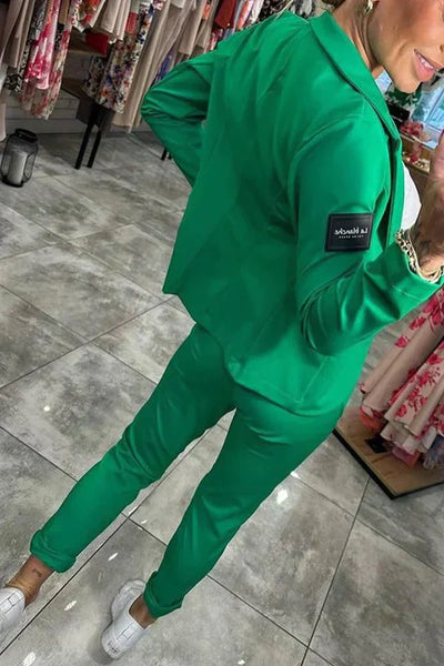 Jennifer – Chic Blazer and Jogger Set for Effortless Days