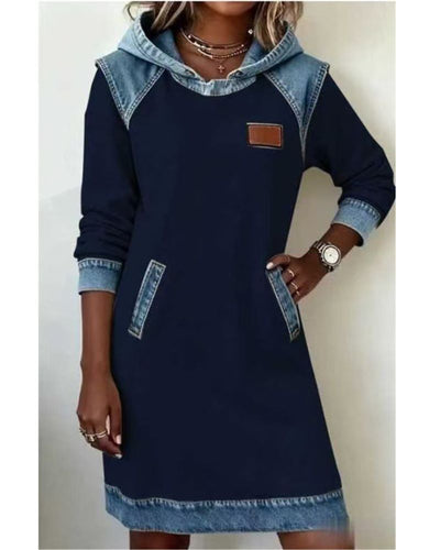 Marilyn – Chic denim dress with a modern hood