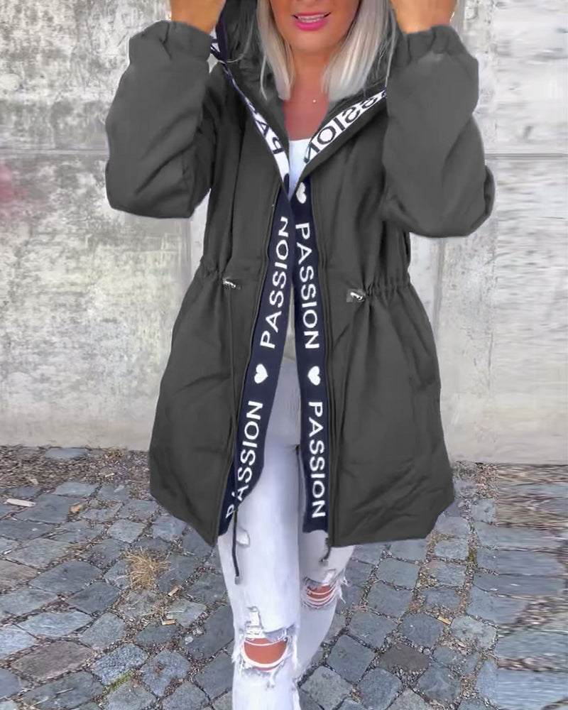 Džejna – Stylish and Warm Down Jacket for Cooler Days