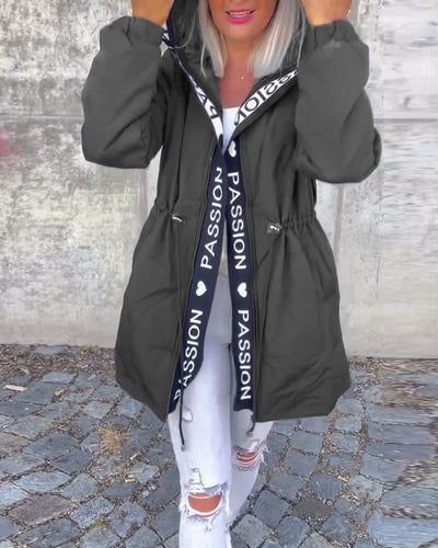 Džejna – Stylish and Warm Down Jacket for Cooler Days