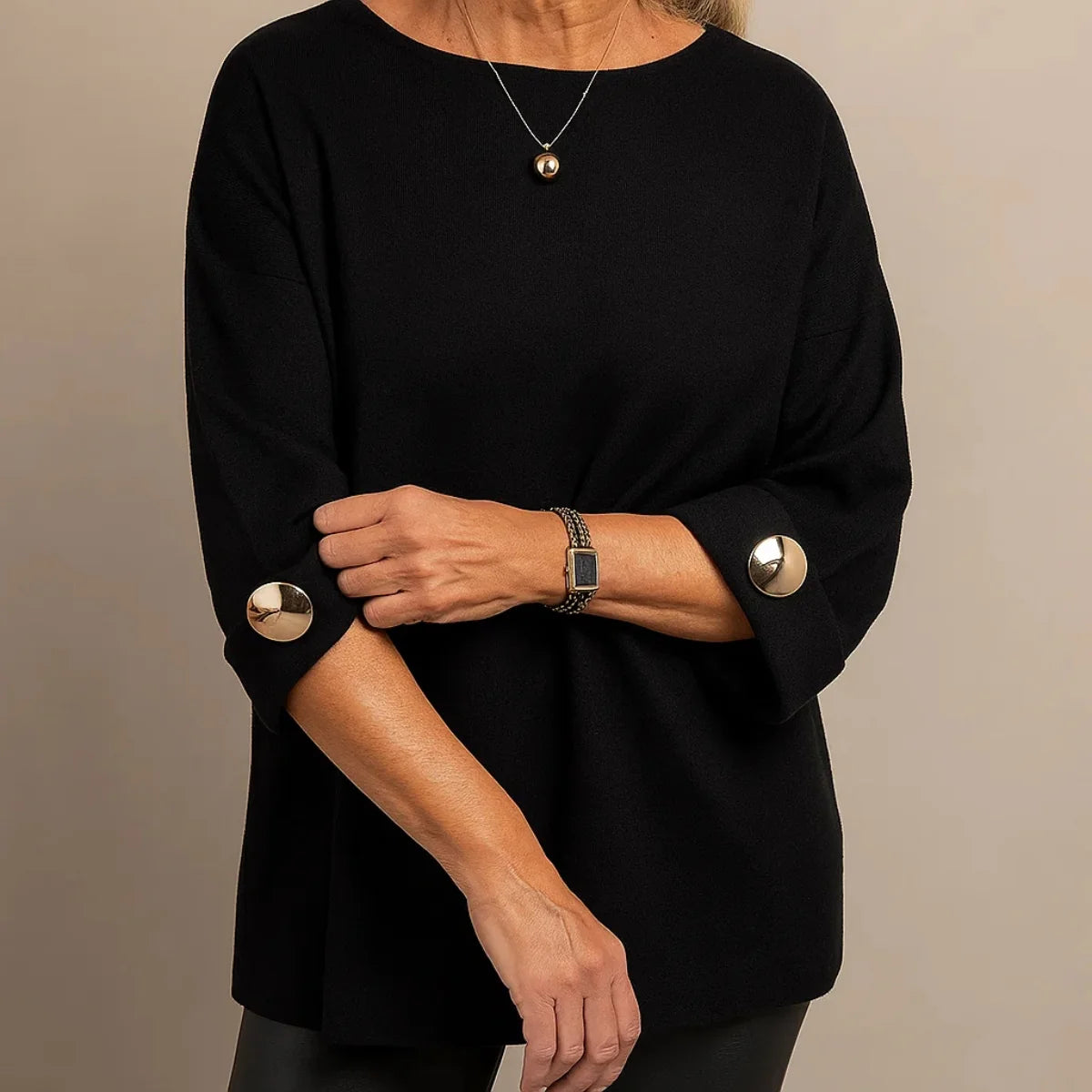 Elaine – Classic knit top with 3/4 sleeves