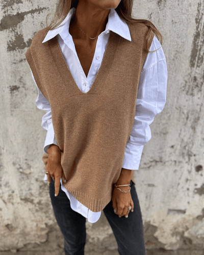 Petra – Elegant Knitted Vest with Maximum Comfort