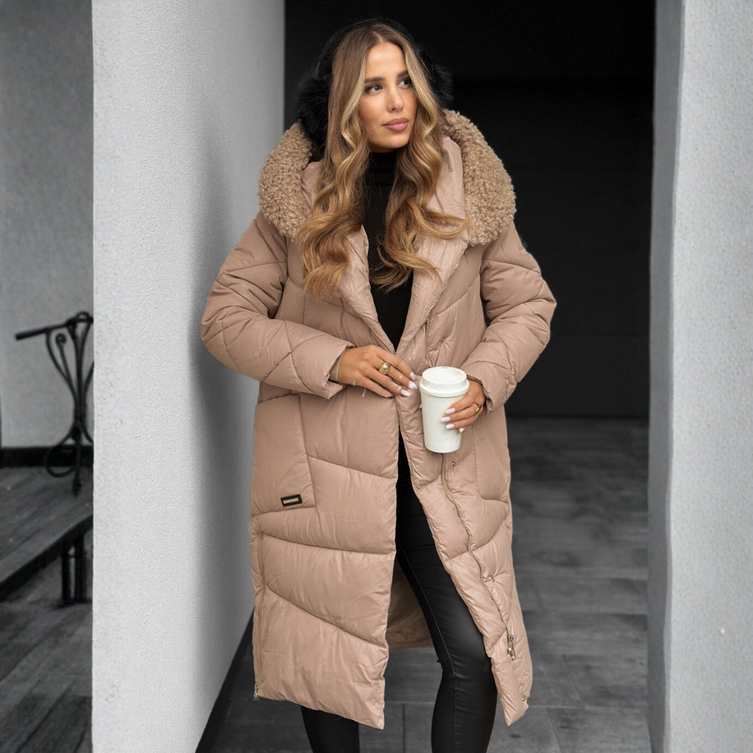Margaret – Quilted coat with a soft hood