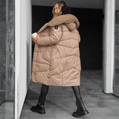 Margaret – Quilted coat with a soft hood