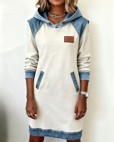 Marilyn – Chic denim dress with a modern hood