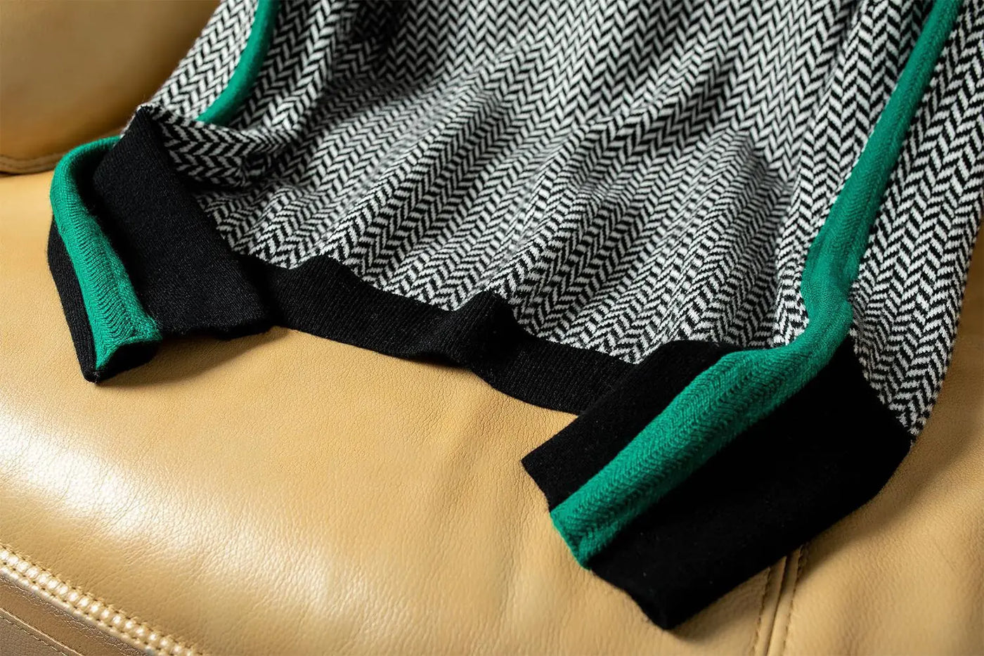 Nicole – Stylish Hoodie for Winter Days