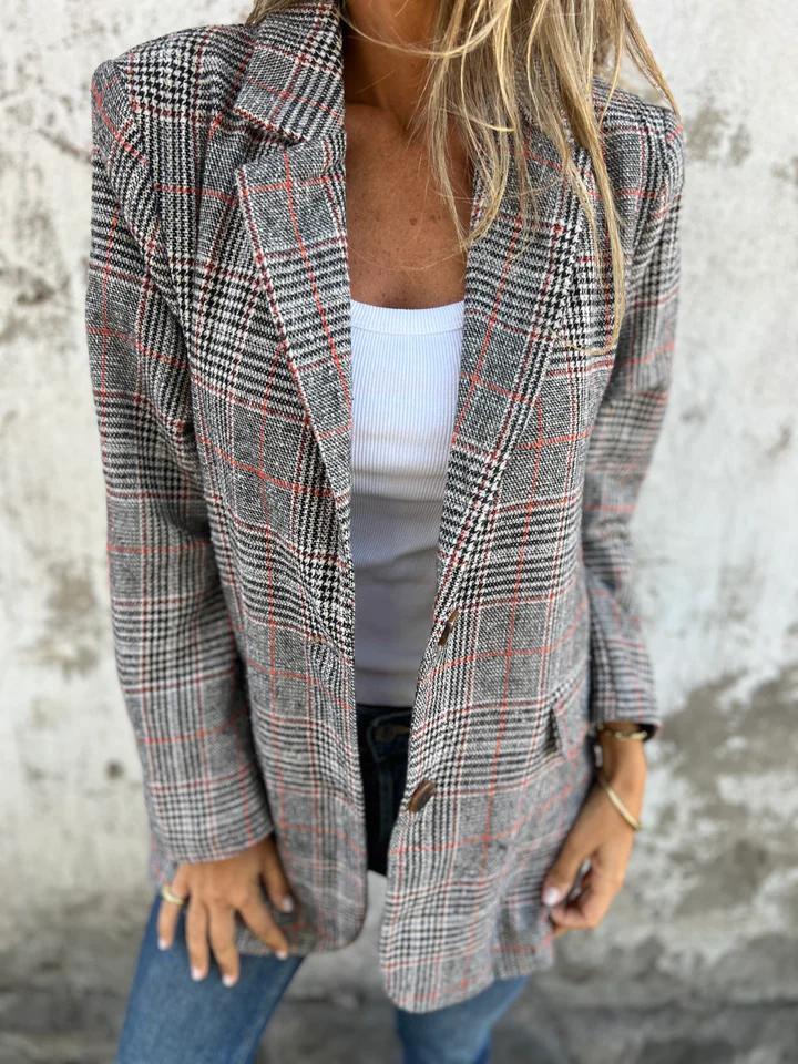 Jitka – Perfect Checked Blazer for Autumn