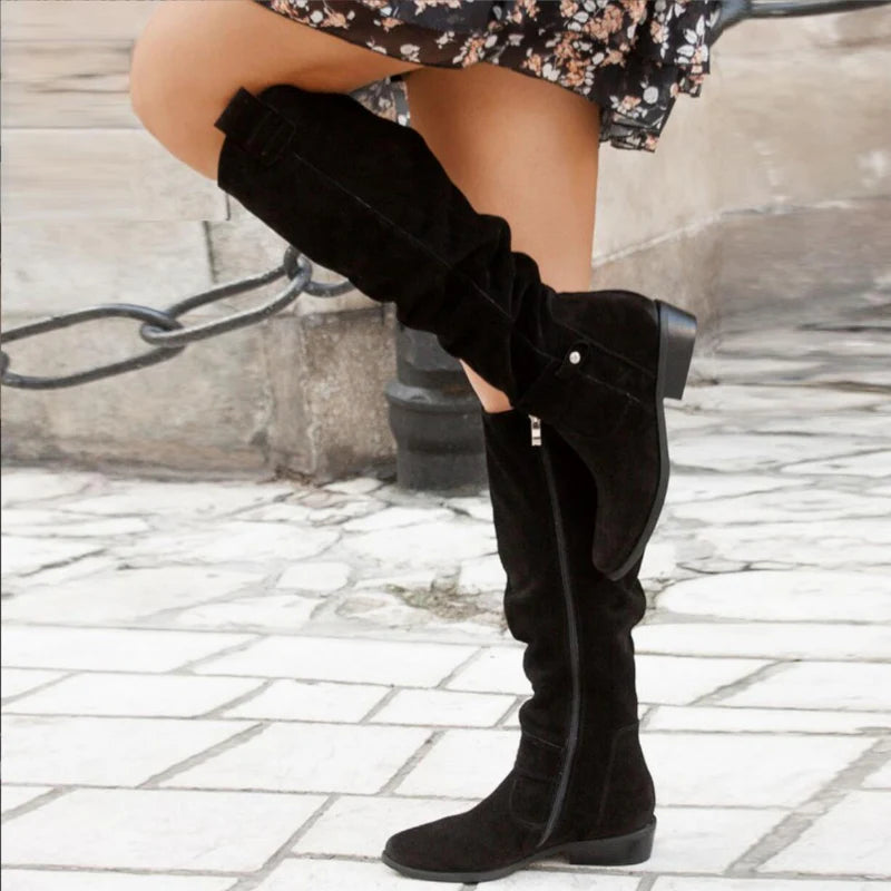 Vivian – Timeless boots with a modern edge