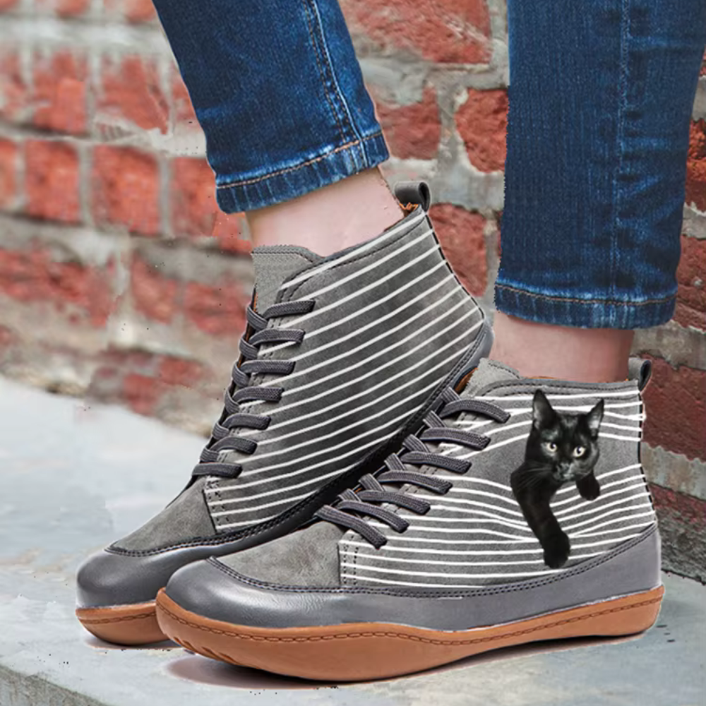 Tilly | Leather Ankle Boots for Cat Lovers