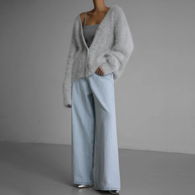 Aneta – Luxurious Soft Cardigan for Cold Days