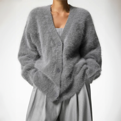 Aneta – Luxurious Soft Cardigan for Cold Days