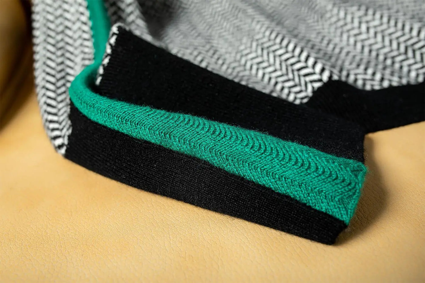 Nicole – Stylish Hoodie for Winter Days