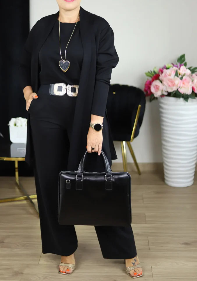 Monika – Stylish Set with Cardigan and Elegance