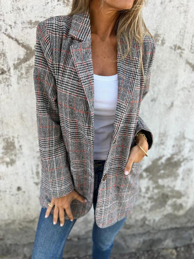 Jitka – Perfect Checked Blazer for Autumn