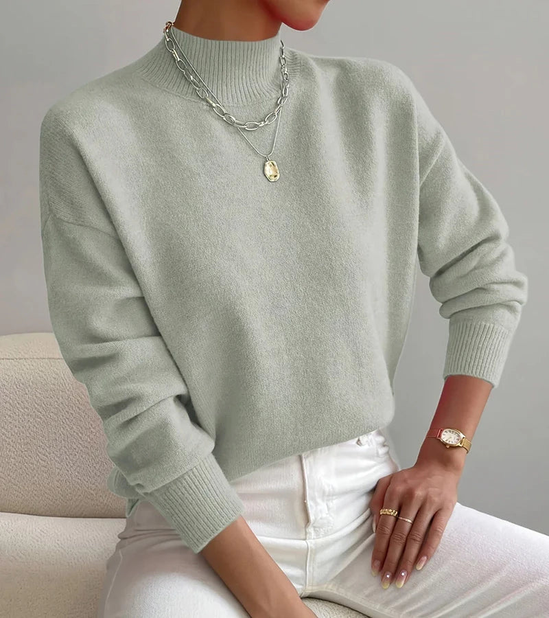 Denise – Elegant Turtleneck Sweater