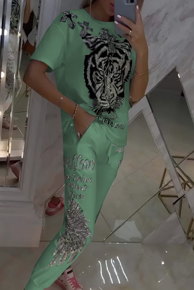 Iveta – Striking Set with Fashionable Print