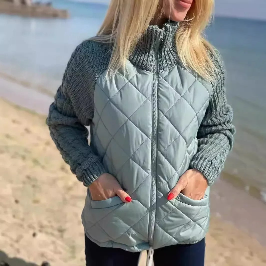 Elaine – Quilted jacket with knitted sleeves