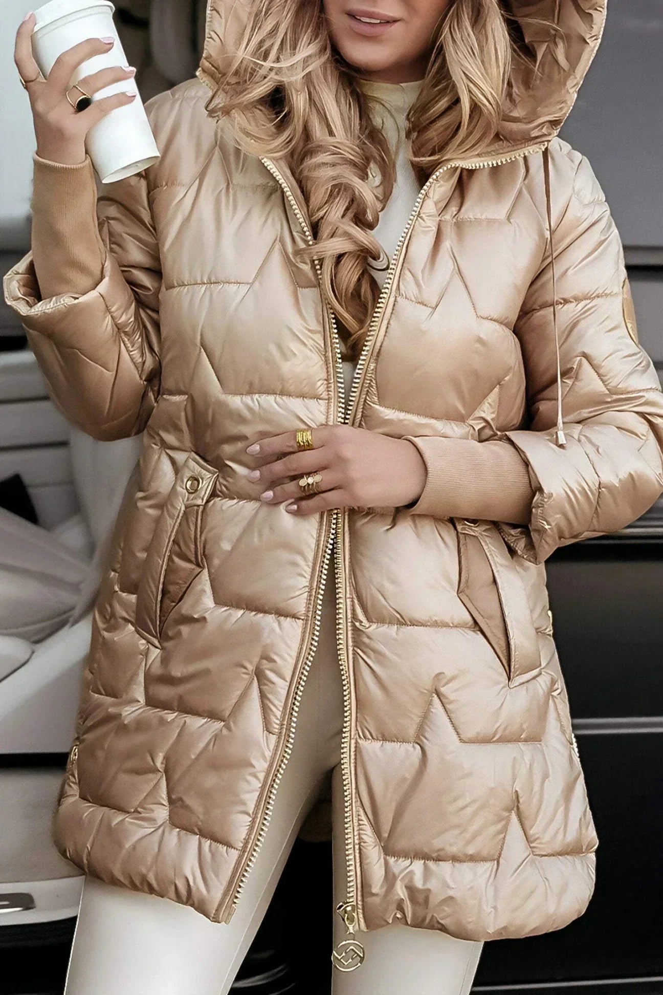 Carla™ | Elegant Winter Coat with Hood