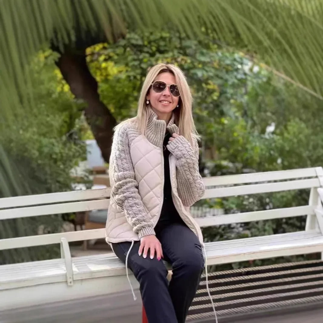 Elaine – Quilted jacket with knitted sleeves