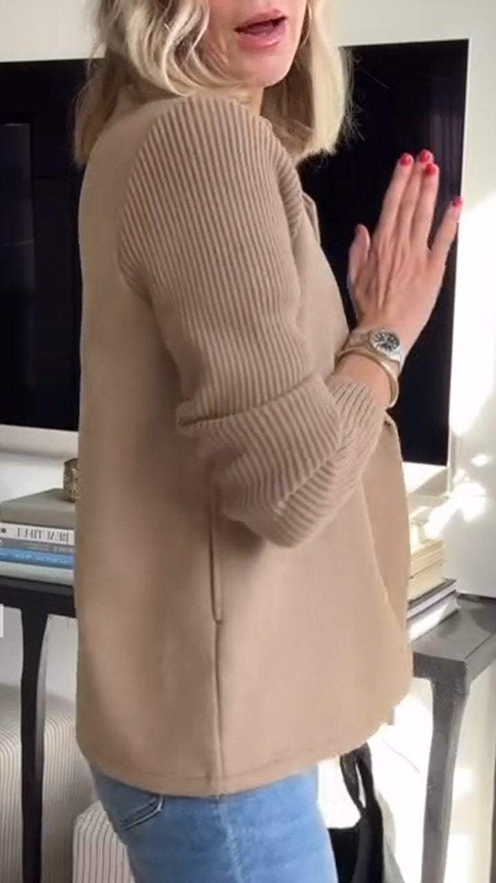 Margaret – Cozy knitted jacket for graceful days