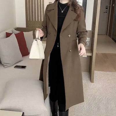 Nada – Elegant Trench Coat for Winter Days with Nobility