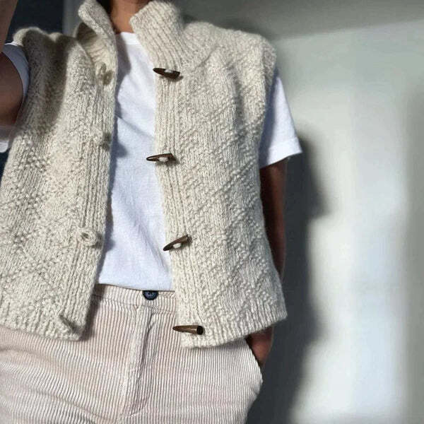 Venice | Knitted Vest with Stand-Up Collar