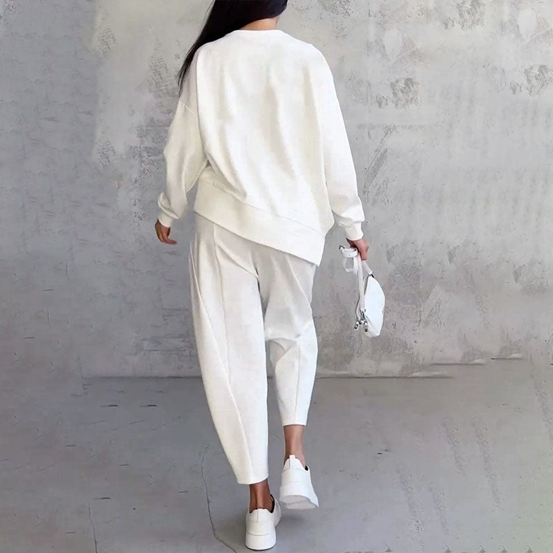 Marcela – Nordic simplicity with feminine charm